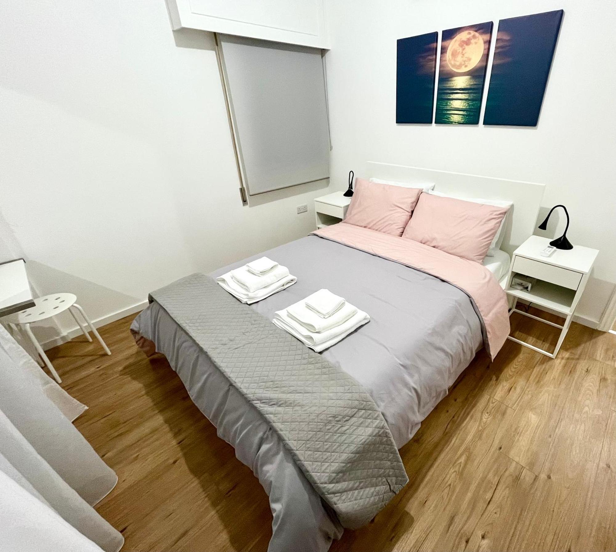 Modern Apartment Near Mckenzie Beach Ларнака Экстерьер фото